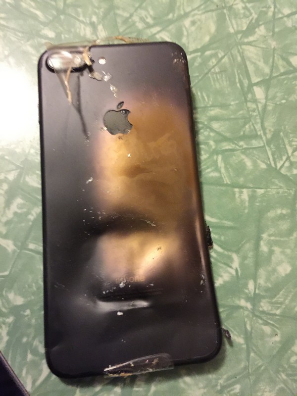 iPhone 7 Plus ระเบิด
