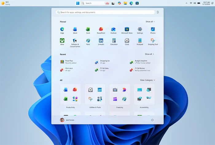 Windows 11 taskbar in the top-aligned position